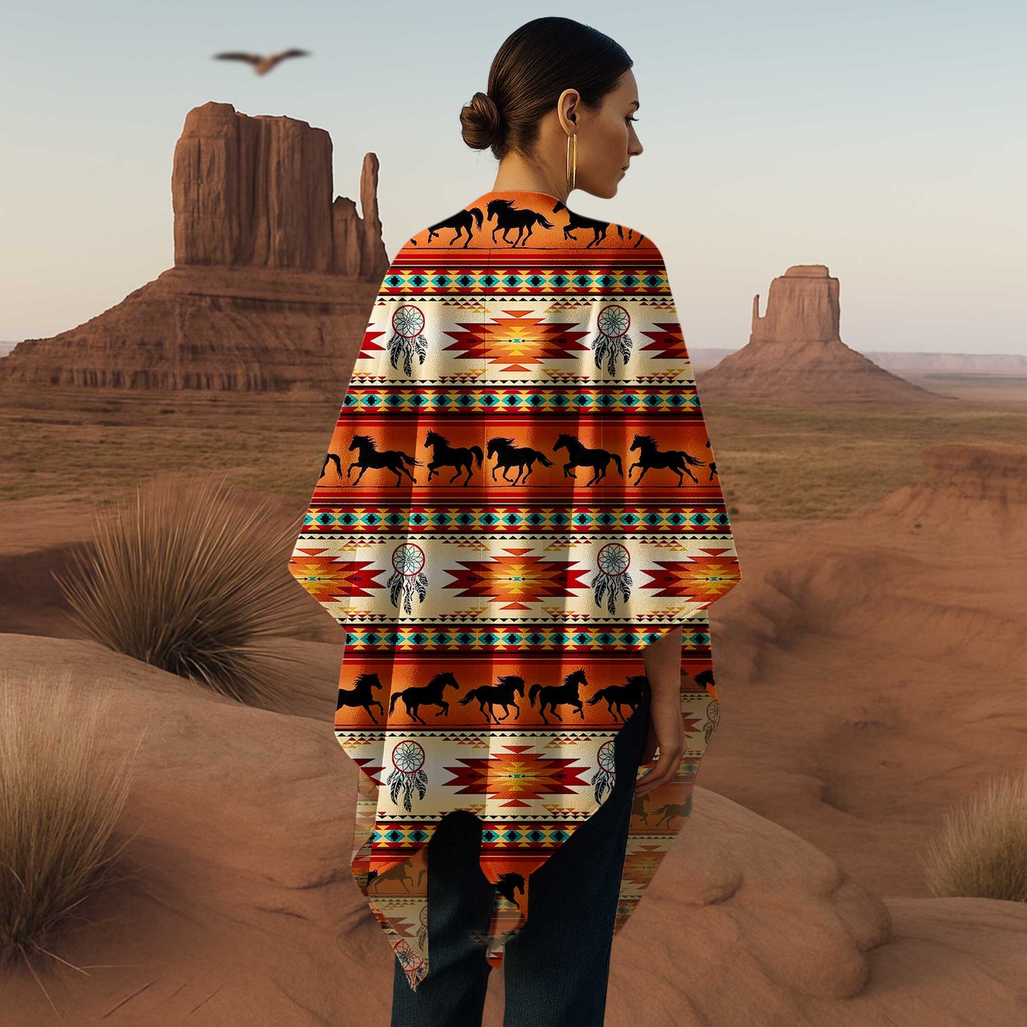 Poncho Tribal Mustang – Native Motifs & Traditional Dreamcatchers