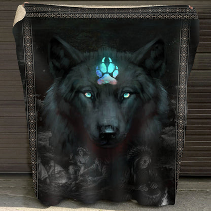 Sacred Wolf Spirit – Blanket of Strength, Freedom & the Eternal Bond with Natur