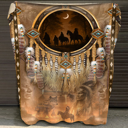 Sacred Wolf Spirit – Blanket of Strength, Freedom & the Eternal Bond with Nature