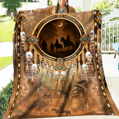 Sacred Wolf Spirit – Blanket of Strength, Freedom & the Eternal Bond with Nature