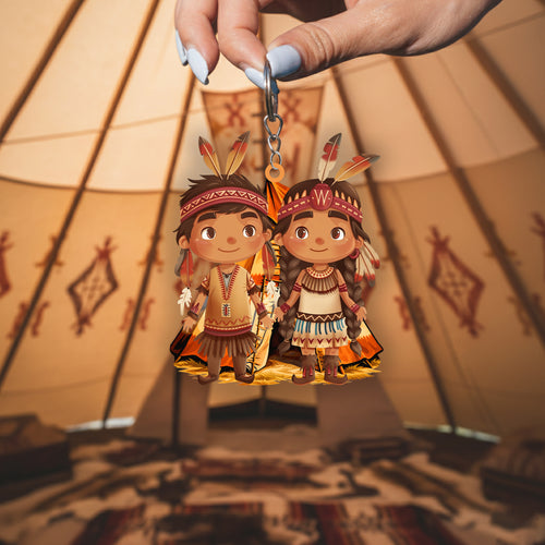 Native American Couple Keychain – Tribal Style Collectible Charm